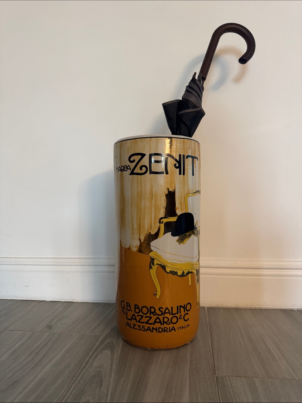 Marcello Dudovich Marca Zenit Decorative Ceramic Umbrella Stand (Avant Garde)